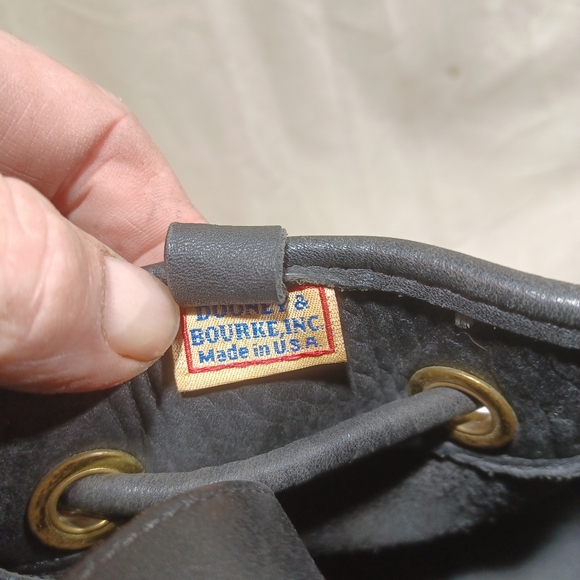 Vintage dooney and bourke bucket bag - Picture 14 of 15